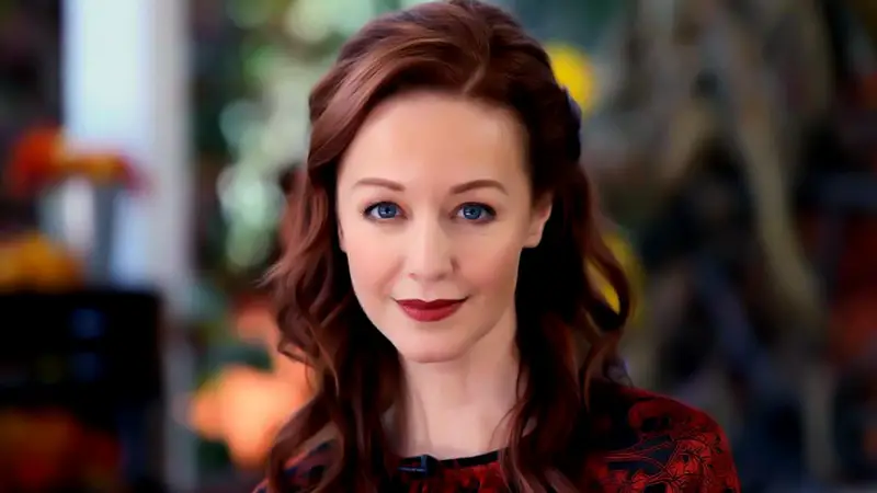 Lindy Booth Net Worth