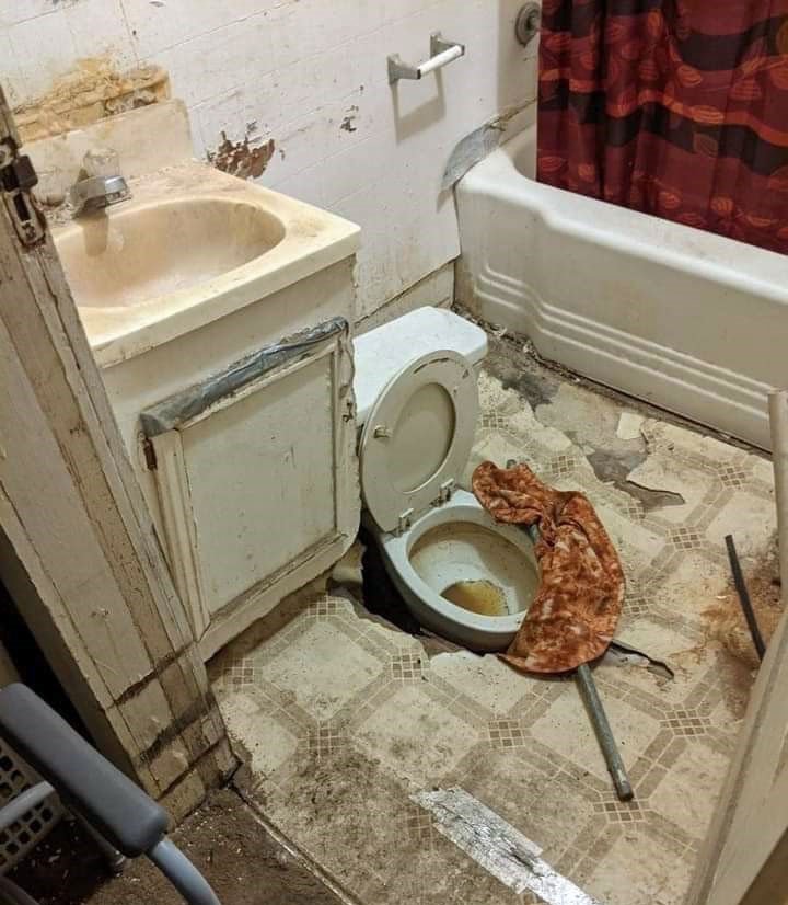 Can Toilet Fall Through Floor