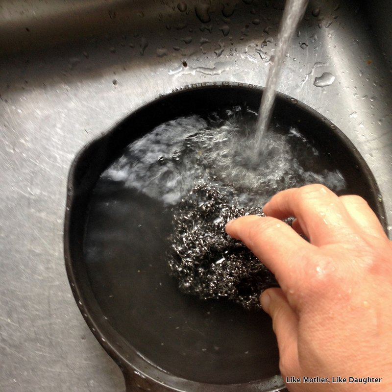Can Use Brillo Pad on Cast Iron